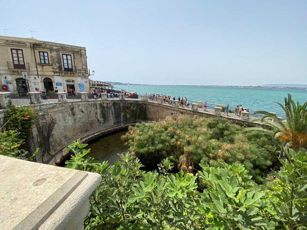 Splendida Santa Teresa Syracuse Buitenkant foto